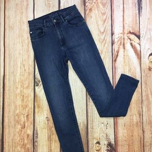 ❤️SOLD❤️Zara super high rise denim straight leg